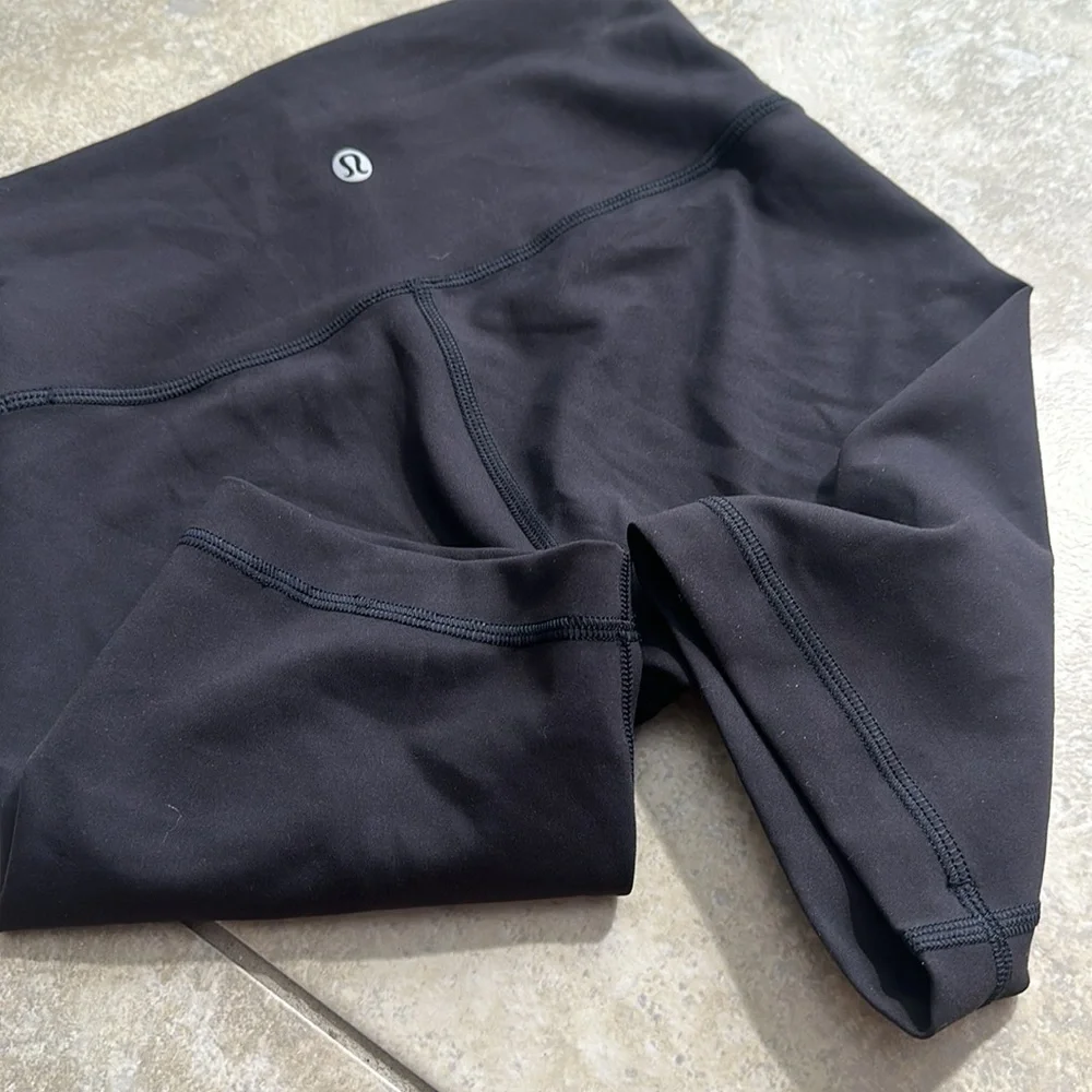 Lululemon Wunder Train‎ High Rise Short 8